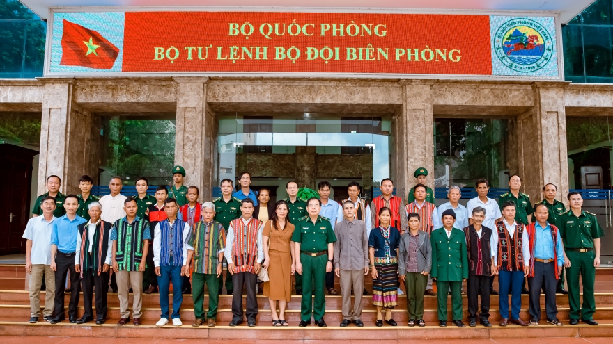 Phát huy vai trò nòng cốt của người có uy tín trong đồng bào dân tộc thiểu số